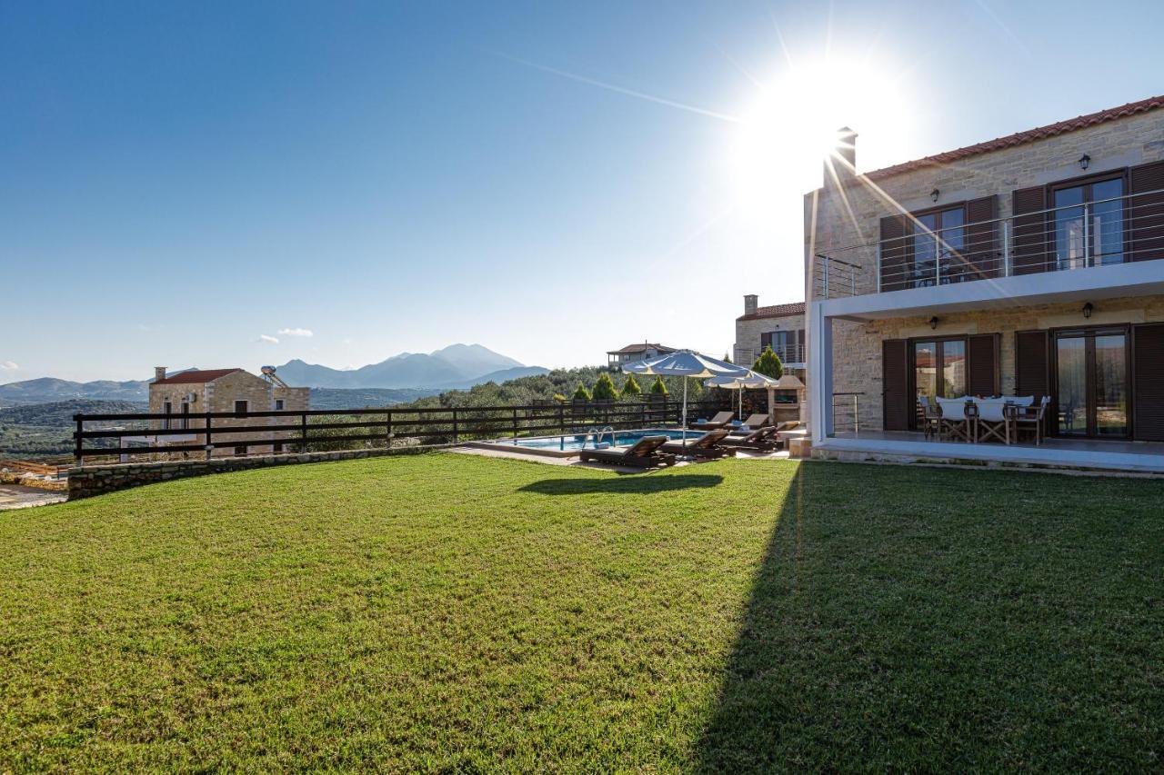 Dimokritos Villas, A Homestay Experience, By Thinkvilla Angeliana  Ngoại thất bức ảnh