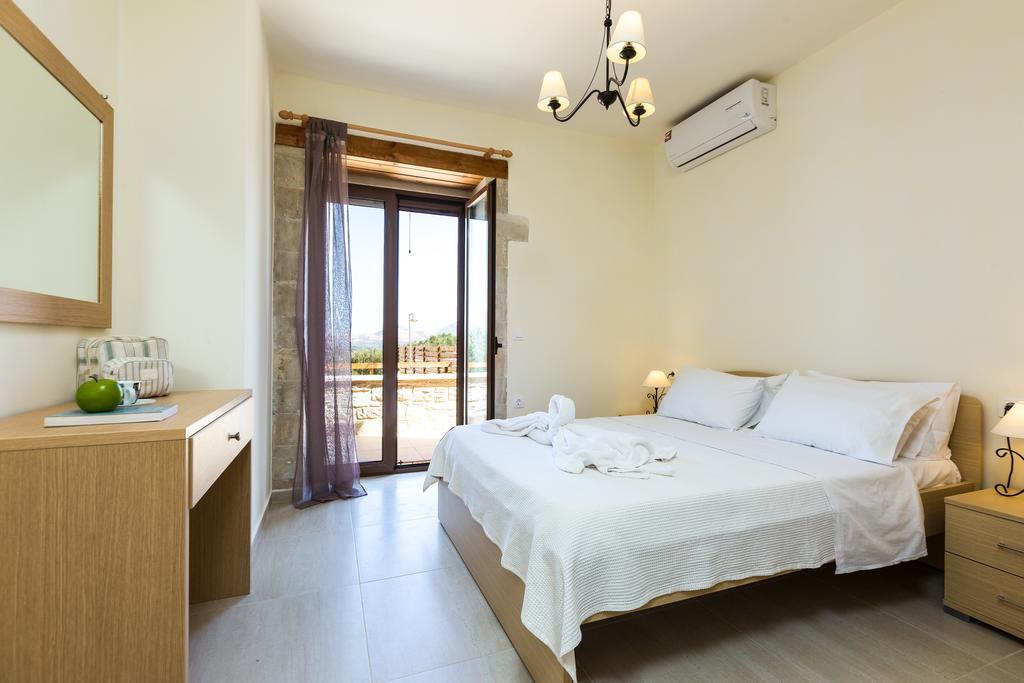 Dimokritos Villas, A Homestay Experience, By Thinkvilla Angeliana  Ngoại thất bức ảnh